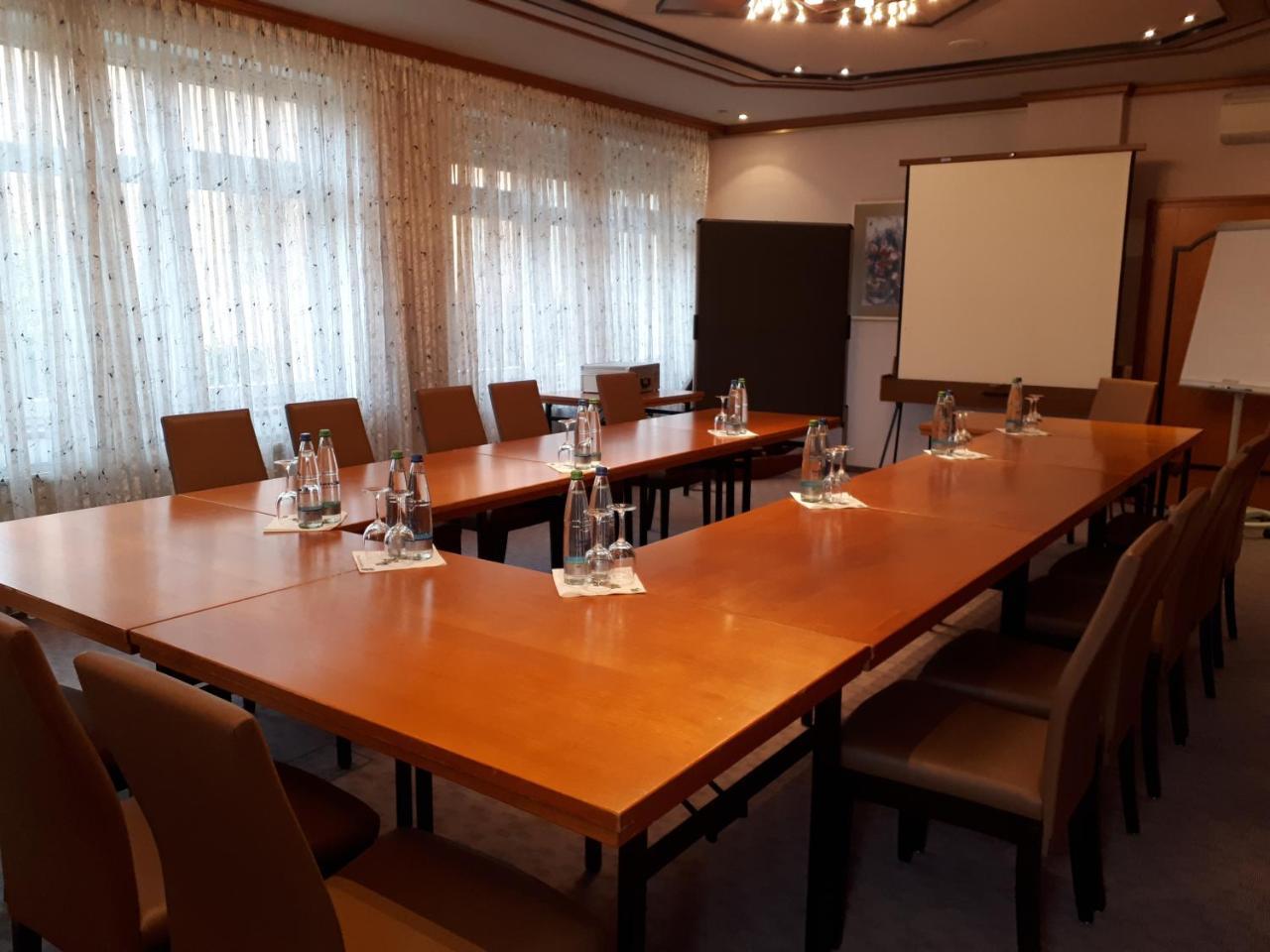 Brauereigasthof Dachsenfranz Zuzenhausen Extérieur photo